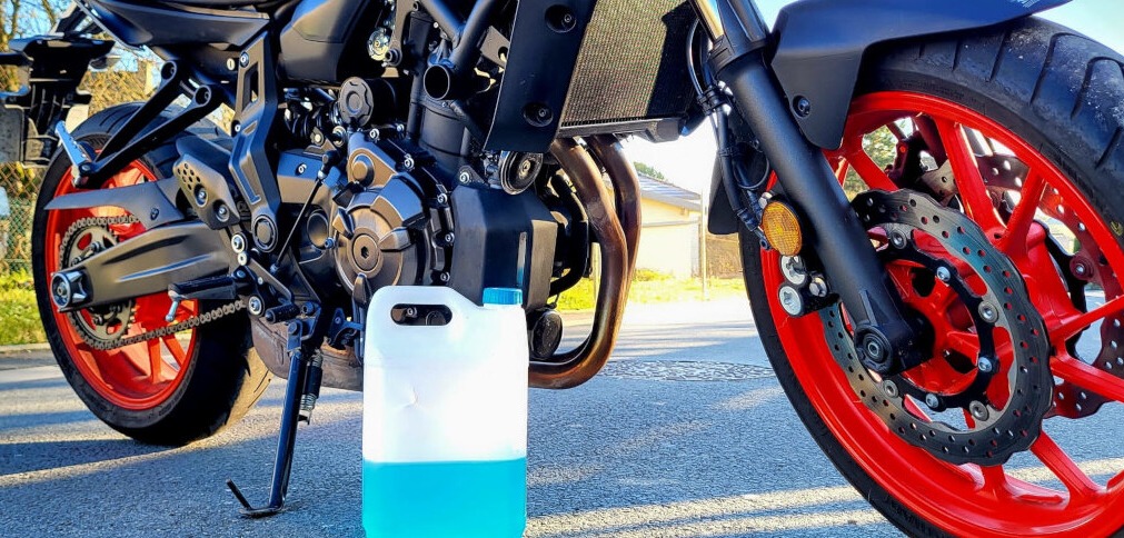 liquide-de-refroidissement-moto