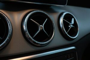 Pourquoi la clim est indispensable sur les voiture électriques ?